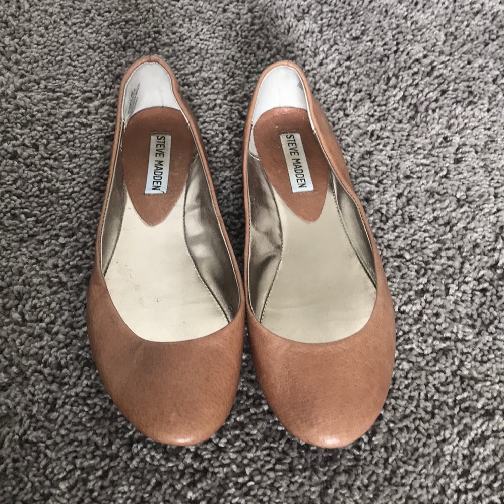 Steve Madden brown flats